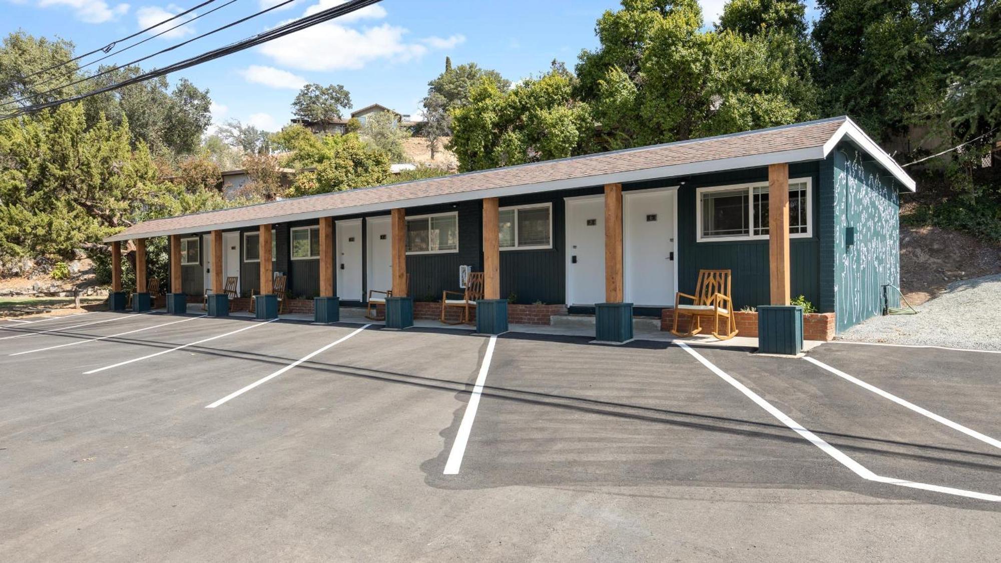 The Tokopah Sequoia Motel Rm 1 Три Ривърс Екстериор снимка